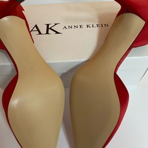 Anne Klein